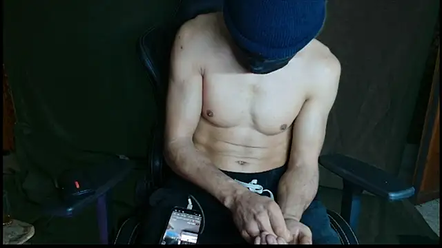 JUSTFORRICH online show from April 4, 2026, 5:25 am