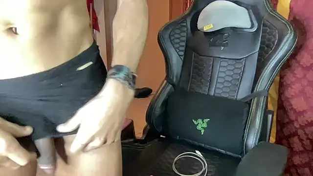 Snapshot of JUSTFORRICH chatting on November 26, 2025, 6:24 am JUSTFORRICH online show from November 26, 2025, 6:24 am