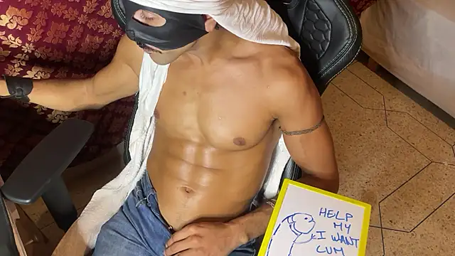 Snapshot of JUSTFORRICH chatting on October 23, 2025, 12:53 am JUSTFORRICH online show from October 23, 2025, 12:53 am