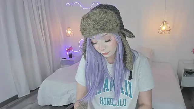 Noahcryptic online show from December 2, 2025, 5:53 am