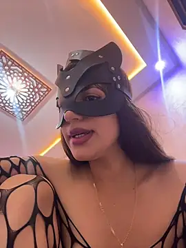 Lina-ass online show from May 28, 2026, 12:40 am