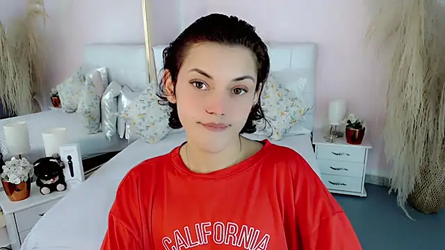 Snapshot of nathalialoes1 chatting on December 14, 2025, 6:13 pm nathalialoes1 online show from December 14, 2025, 6:13 pm