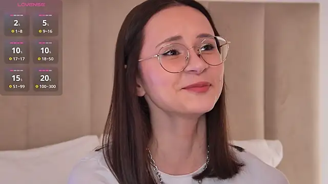 MartaBrent online show from November 20, 2025, 5:13 pm