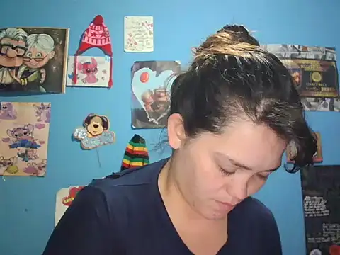 Snapshot of chanito_1421 chatting on November 21, 2025, 2:49 pm chanito 1421 online show from November 21, 2025, 2:49 pm