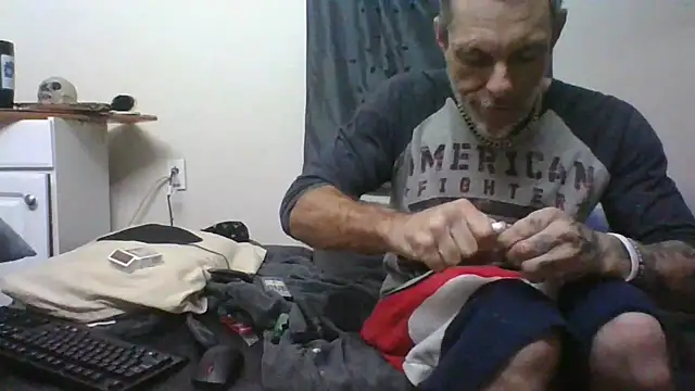 jarjar83 online show from November 9, 2025, 9:13 am