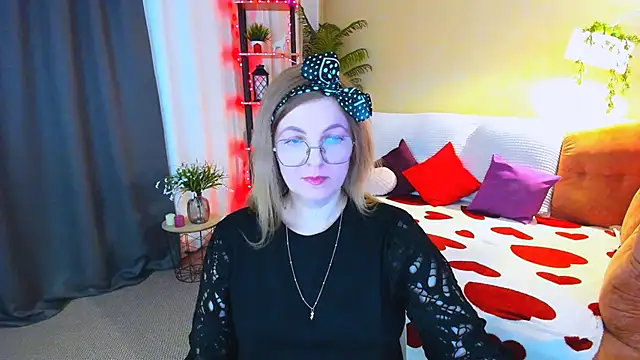 YourUniverser online show from April 19, 2026, 11:11 am