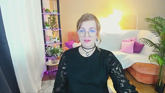 YourUniverser online show from September 20, 2025, 10:09 am