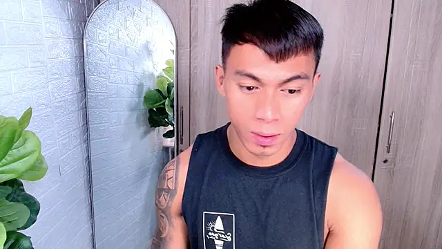 Snapshot of PinooyMilker chatting on November 13, 2025, 4:38 am PinooyMilker online show from November 13, 2025, 4:38 am