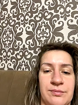 Snapshot of EvvaMur chatting on November 10, 2025, 12:59 am EvvaMur online show from November 10, 2025, 12:59 am