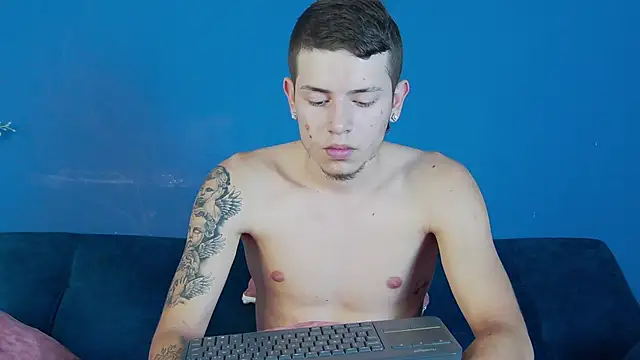 Ryan Miller online show from September 19, 2025, 7:51 pm