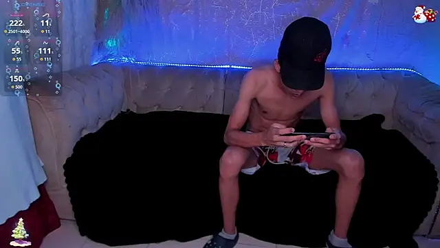 teamlover00 online show from December 20, 2025, 5:43 am