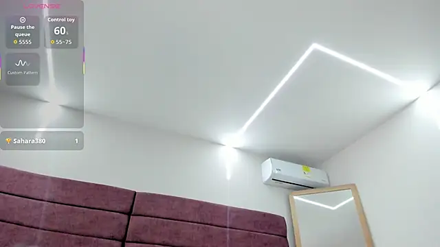 Snapshot of KellyRooss chatting on November 28, 2025, 12:22 am KellyRooss online show from November 28, 2025, 12:22 am