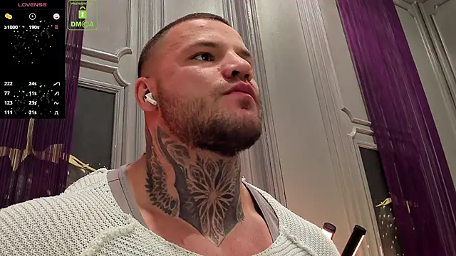 OliverSport online show from November 12, 2025, 3:38 pm