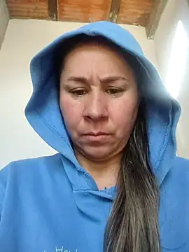 Snapshot of Nala1986 chatting on October 29, 2025, 1:32 pm Nala1986 online show from October 29, 2025, 1:32 pm