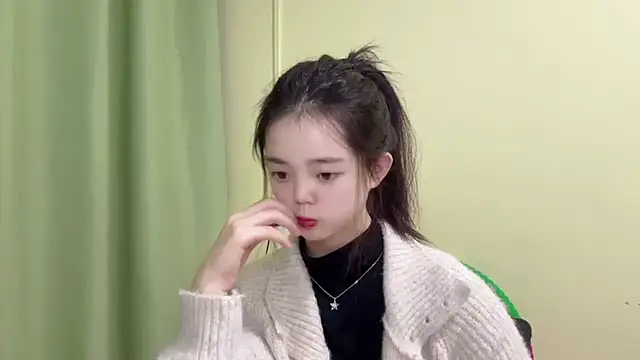 Nicole-13 online show from January 17, 2026, 1:26 pm