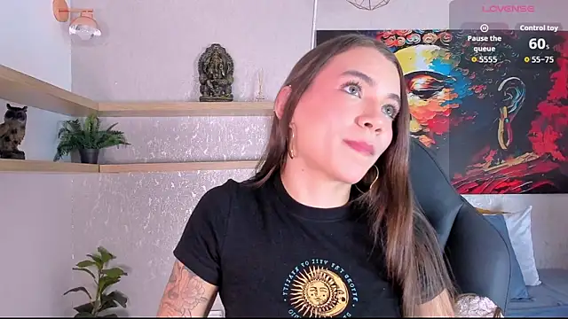 aitana baker  online show from April 22, 2026, 3:57 am