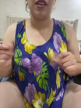 Snapshot of Bold-arabic-vibes chatting on October 22, 2025, 5:56 pm Bold-arabic-vibes online show from October 22, 2025, 5:56 pm