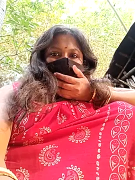 Hotty-rosni online show from December 18, 2025, 10:08 am