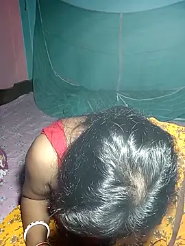 Hotty-rosni online show from November 2, 2025, 11:43 pm