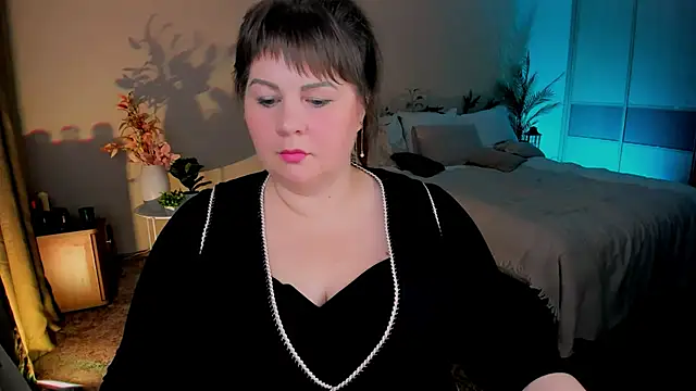 Snapshot of CrystaalStaar chatting on December 1, 2025, 8:32 pm CrystaalStaar online show from December 1, 2025, 8:32 pm