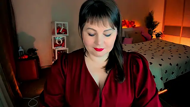 Snapshot of CrystaalStaar chatting on February 14, 2026, 8:31 pm CrystaalStaar online show from February 14, 2026, 8:31 pm