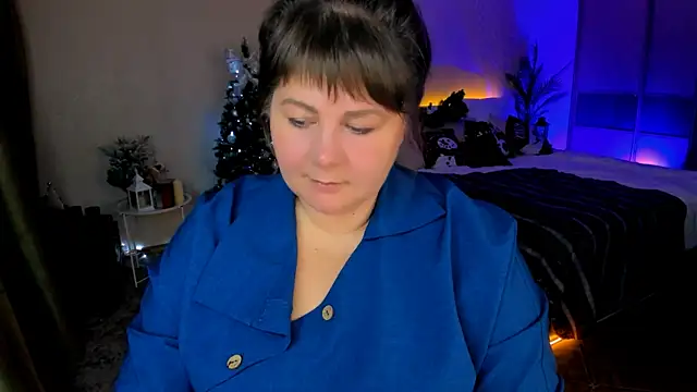 Snapshot of CrystaalStaar chatting on December 17, 2025, 12:10 pm CrystaalStaar online show from December 17, 2025, 12:10 pm