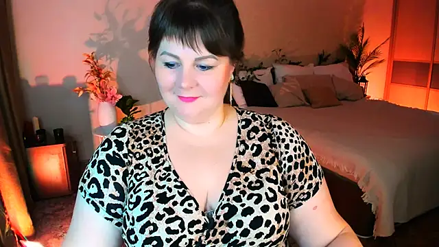 Snapshot of CrystaalStaar chatting on December 3, 2025, 8:52 pm CrystaalStaar online show from December 3, 2025, 8:52 pm