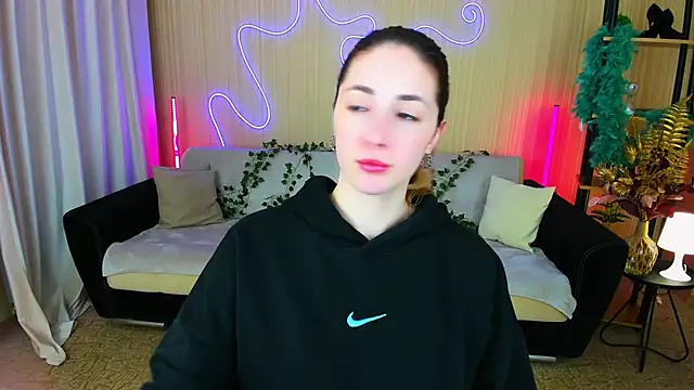 SensitiveSooul online show from November 19, 2025, 12:16 pm