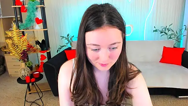 AlluringLookk online show from July 19, 2026, 5:21 pm