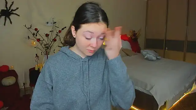 Snapshot of AlluringLookk chatting on October 25, 2025, 4:33 am AlluringLookk online show from October 25, 2025, 4:33 am