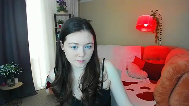 AlluringLookk online show from July 11, 2026, 4:13 am