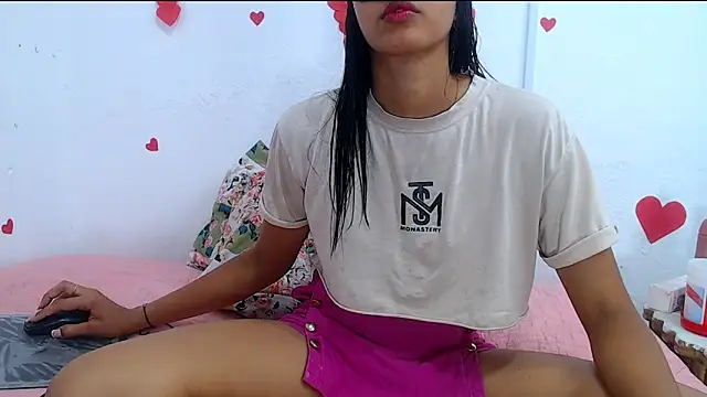 Snapshot of karenvagina18 chatting on September 17, 2025, 1:35 pm karenvagina18 online show from September 17, 2025, 1:35 pm