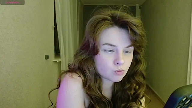 Snapshot of AngelicaHollywood chatting on July 4, 2026, 8:35 pm AngelicaHollywood online show from July 4, 2026, 8:35 pm