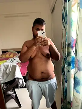 Snapshot of blrguychub chatting on September 14, 2025, 5:08 am blrguychub online show from September 14, 2025, 5:08 am