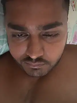 Snapshot of blrguychub chatting on September 11, 2025, 12:05 pm blrguychub online show from September 11, 2025, 12:05 pm