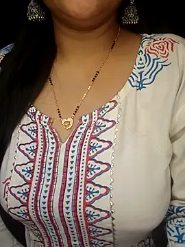 Snapshot of officialbhabhi chatting on September 24, 2025, 2:23 pm officialbhabhi online show from September 24, 2025, 2:23 pm