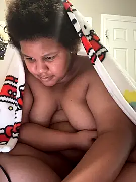 chocolate bella online show from September 19, 2025, 2:04 am