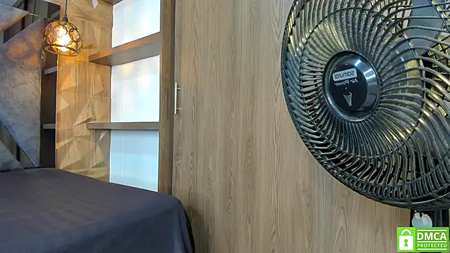 Snapshot of Ava_Bonny chatting on September 21, 2025, 3:55 am Ava Bonny online show from September 21, 2025, 3:55 am