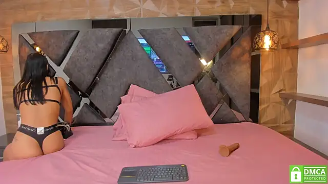 Snapshot of Ava_Bonny chatting on September 20, 2025, 3:55 am Ava Bonny online show from September 20, 2025, 3:55 am