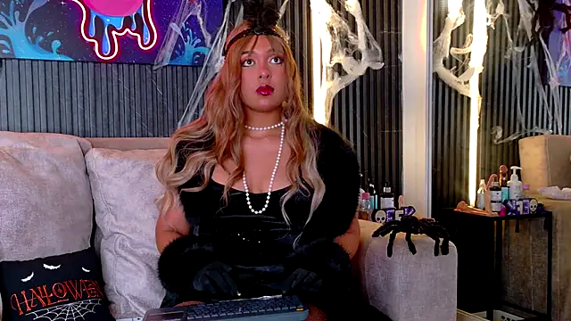 SophiaSummer online show from October 30, 2025, 7:55 pm