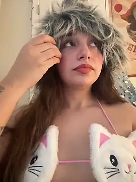 CharmingMaddie online show from March 2, 2026, 7:32 pm