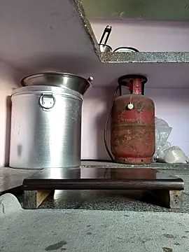 Love-pari077 online show from April 19, 2026, 12:55 am