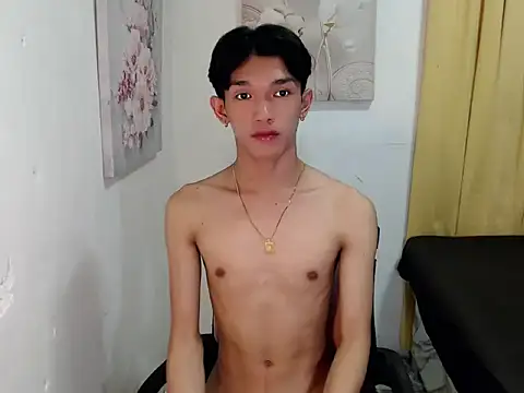 fuckerfriendsxx online show from November 11, 2025, 8:20 am