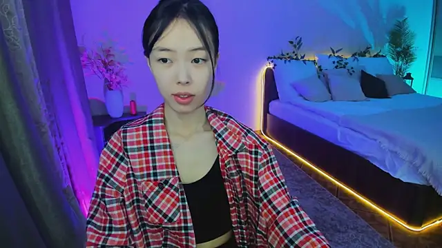 Snapshot of SoulHarmoonyy chatting on November 9, 2025, 4:16 am SoulHarmoonyy online show from November 9, 2025, 4:16 am