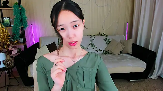 Snapshot of SoulHarmoonyy chatting on November 26, 2025, 1:11 pm SoulHarmoonyy online show from November 26, 2025, 1:11 pm