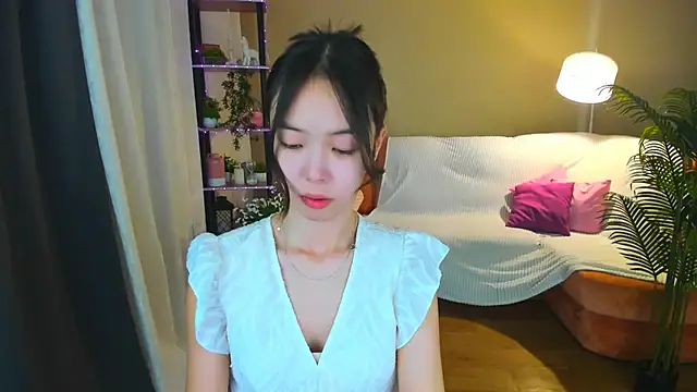 Snapshot of SoulHarmoonyy chatting on October 20, 2025, 1:22 pm SoulHarmoonyy online show from October 20, 2025, 1:22 pm