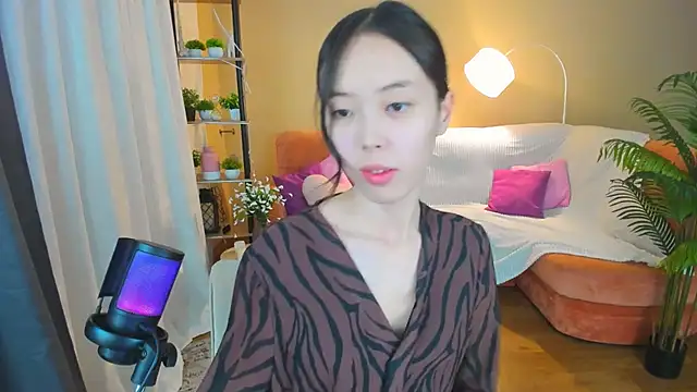 Snapshot of SoulHarmoonyy chatting on November 6, 2025, 4:22 pm SoulHarmoonyy online show from November 6, 2025, 4:22 pm