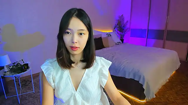 Snapshot of SoulHarmoonyy chatting on October 7, 2025, 1:23 pm SoulHarmoonyy online show from October 7, 2025, 1:23 pm