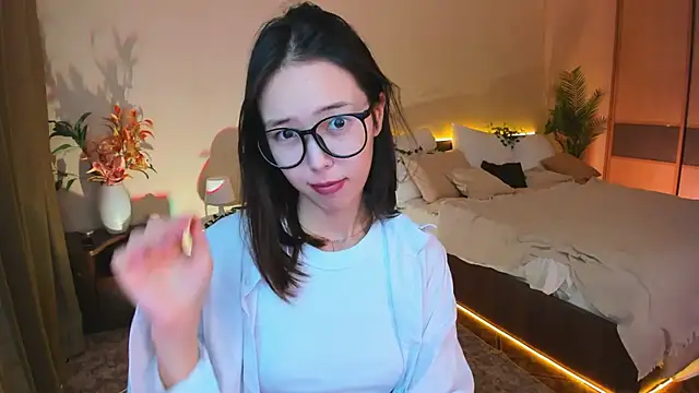 Snapshot of SoulHarmoonyy chatting on October 18, 2025, 11:23 am SoulHarmoonyy online show from October 18, 2025, 11:23 am