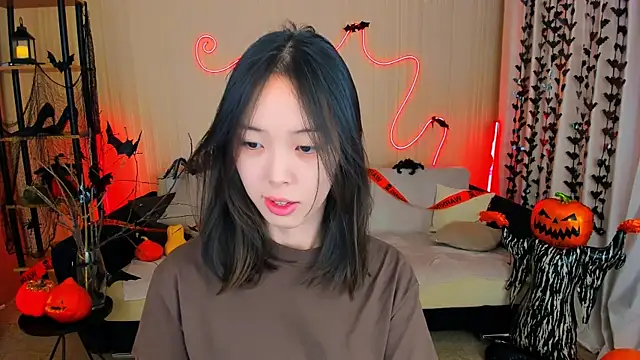 Snapshot of SoulHarmoonyy chatting on October 24, 2025, 1:21 pm SoulHarmoonyy online show from October 24, 2025, 1:21 pm